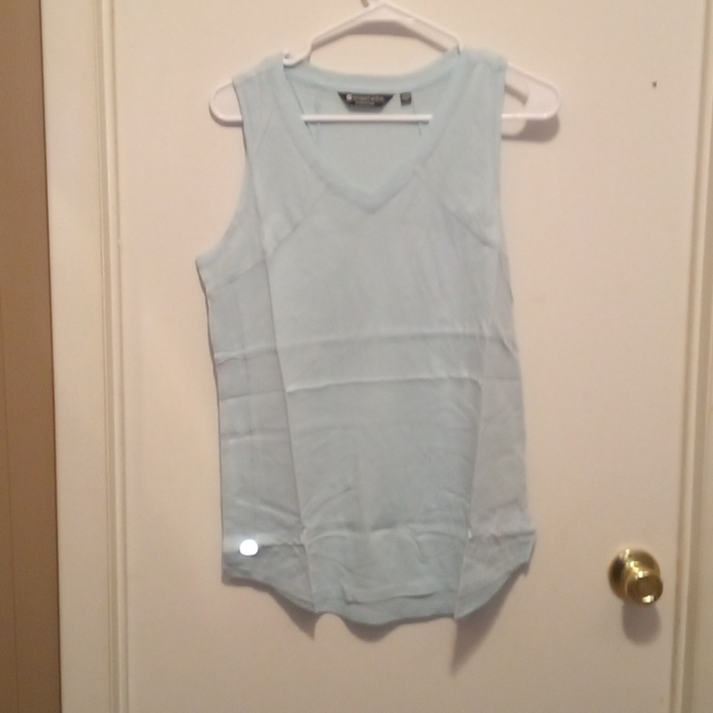 NIB - Soulgani Active Lt Blue Sleeveless Muscle Tee - Size Medium